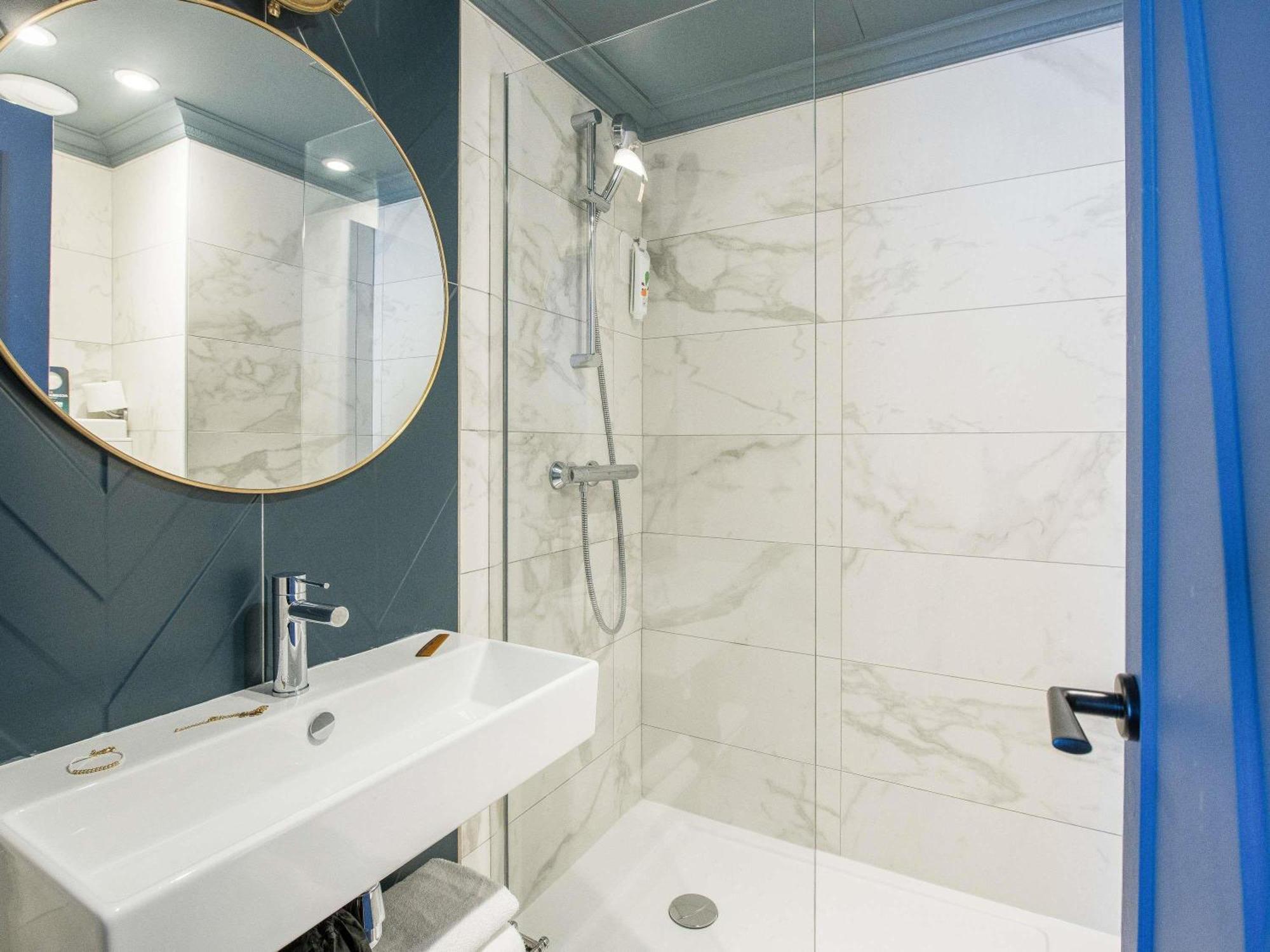 Готель Ibis Styles Paris Nation Cours De Vincennes Екстер'єр фото